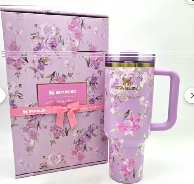 Stanley x LoveShackFancy Quencher H2.0 FlowState Tumbler 40 oz – Lavender Floral
